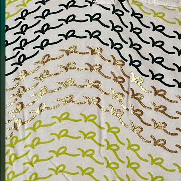 Beautiful Rocawear Top - Picture 3 of 5